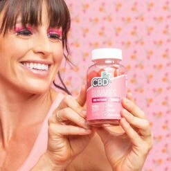 CBDfx Women's Multivitamin Gummies 60ct Bottle - 1500mg CBD 60ct -Optimal Home Furnishings 43061 3