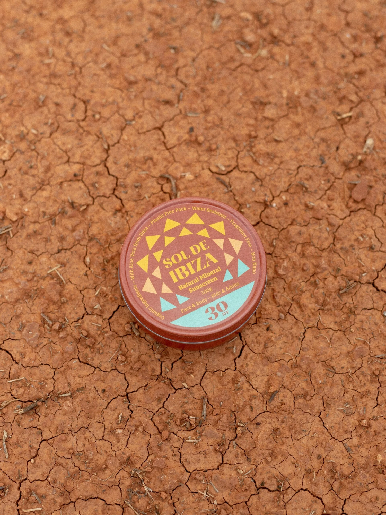 Sol De Ibiza Plastic Free Face & Body Natural Mineral Sunscreen SPF30 5 Sol De Ibiza Plastic Free Face & Body Natural Mineral Sunscreen SPF30 - Image 3